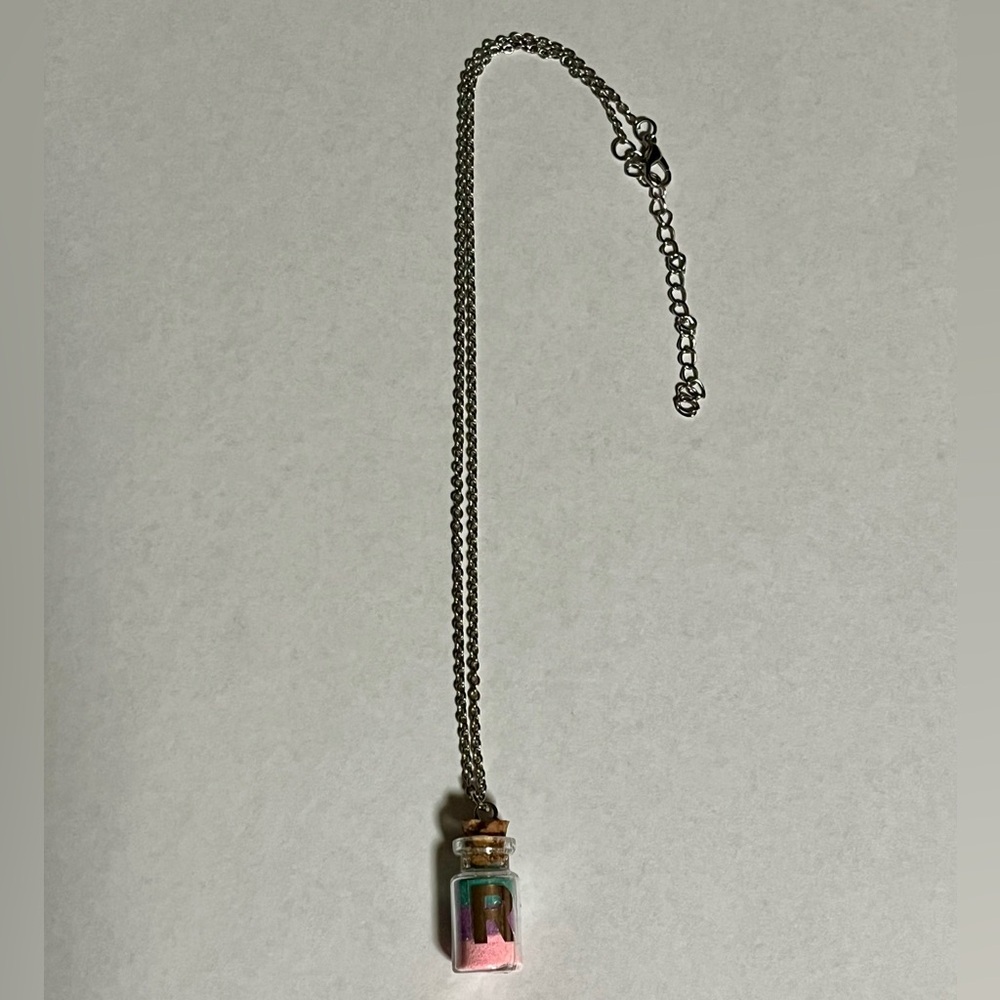 Tri-Color Sand Bottled In Necklace